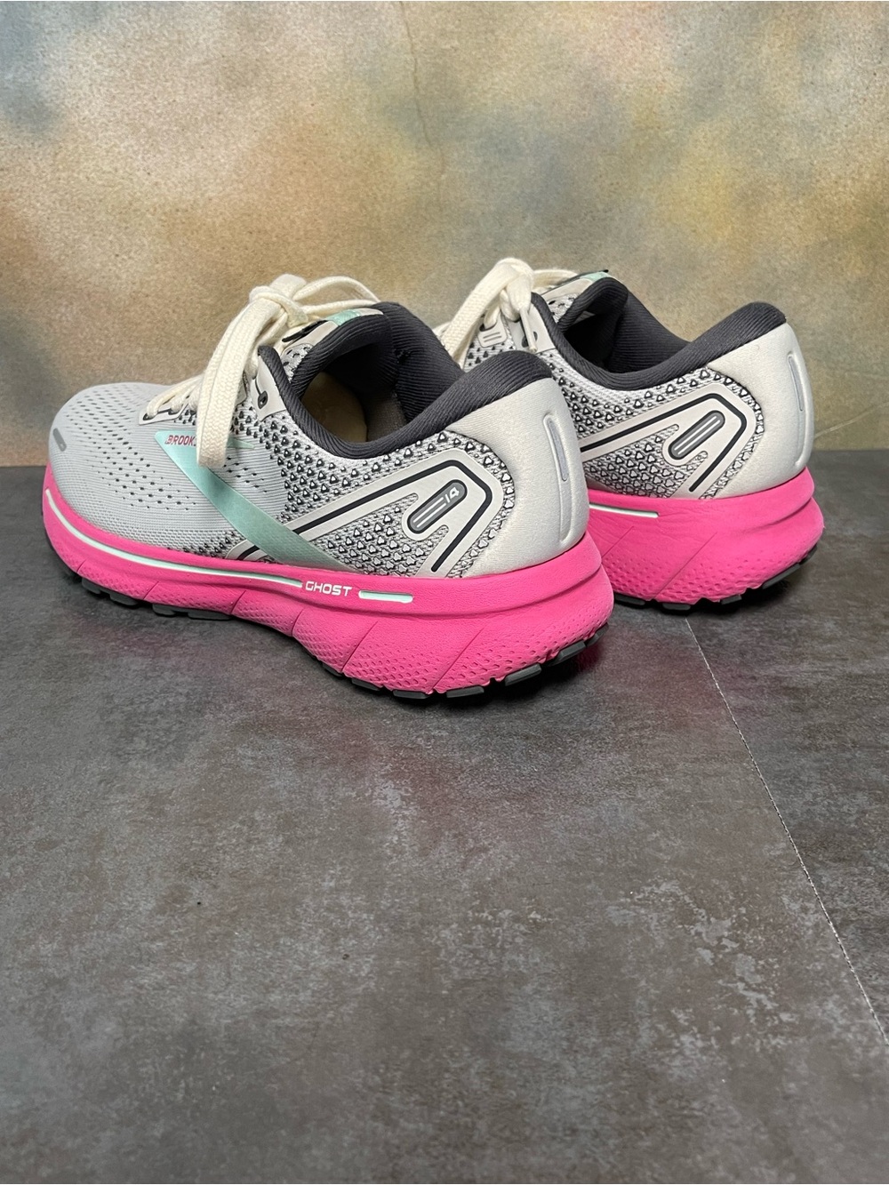 Brooks Ghost 14 Women's Gray/Pink Running Shoes Size 8B - Picture 12 of 16